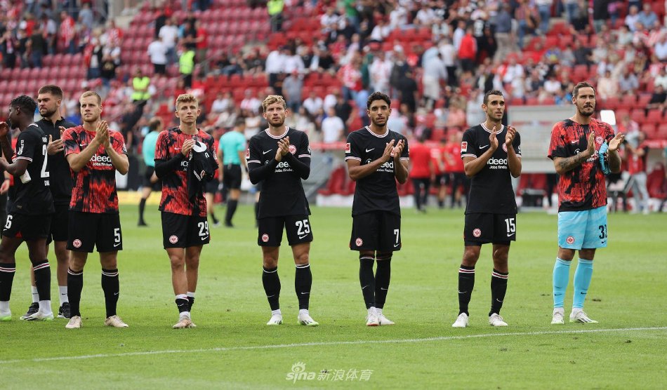 詹姆斯的现 詹姆斯的现