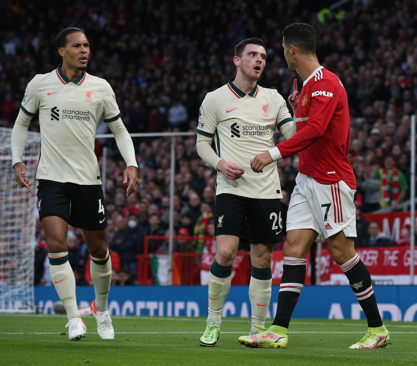 发了球迷与 发了球迷与