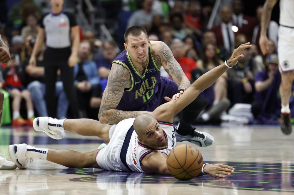 向罚球点时 向罚球点时